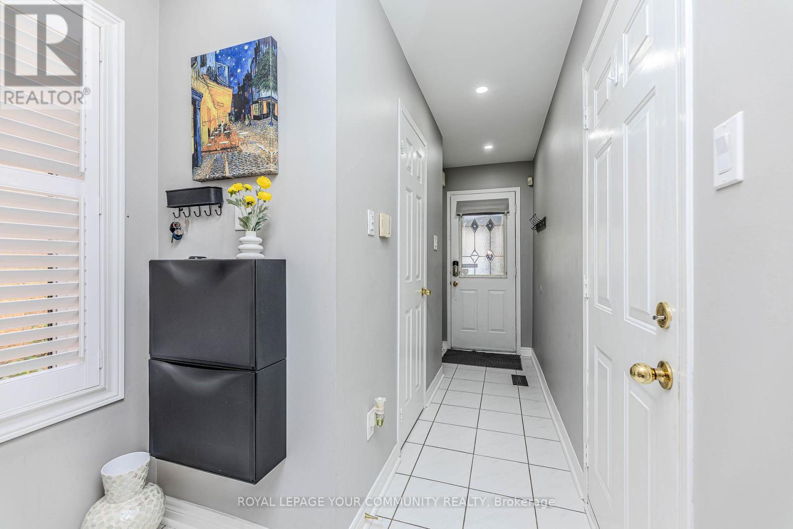Photo 7 of 78 Tania Crescent, Vaughan ON