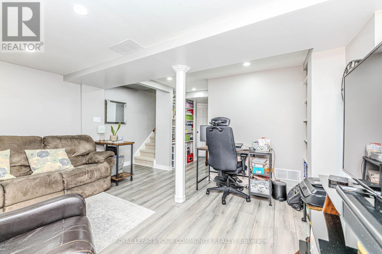 Photo 41 of 78 Tania Crescent, Vaughan ON