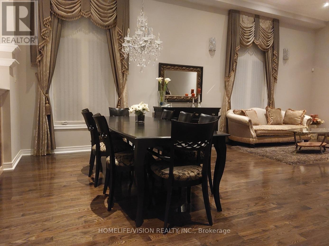 Photo 6 of 26 Ascalon Drive, Vaughan ON