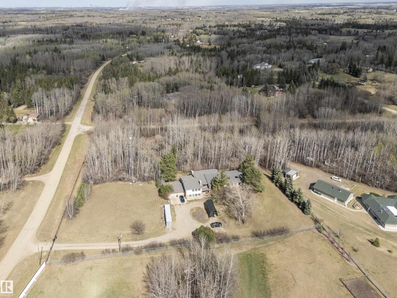 Photo 4 of 17 26120 Twp Road 511, Rural Parkland County AB
