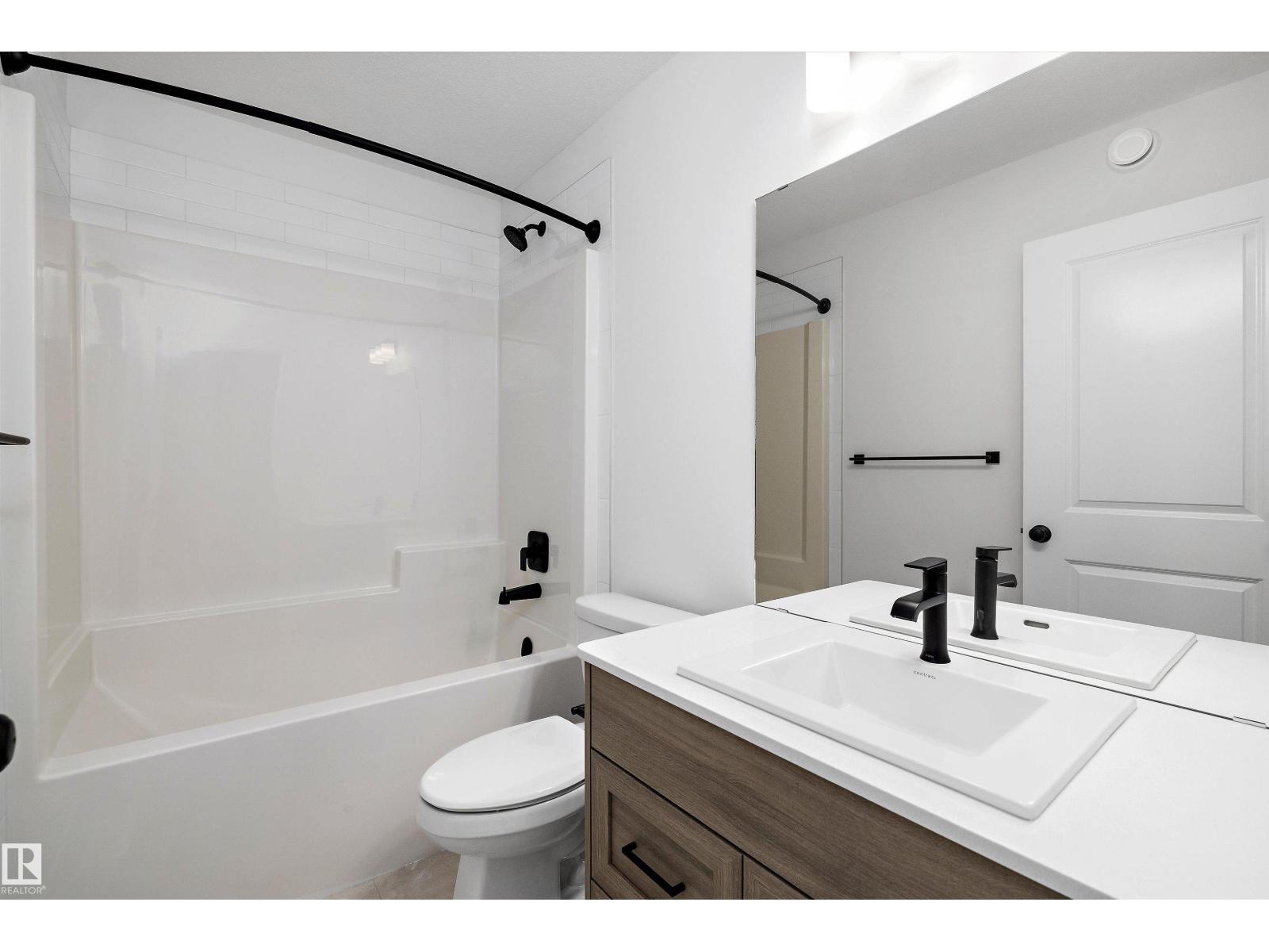 Photo 21 of 5458 Hawthorn Run Sw, Edmonton AB