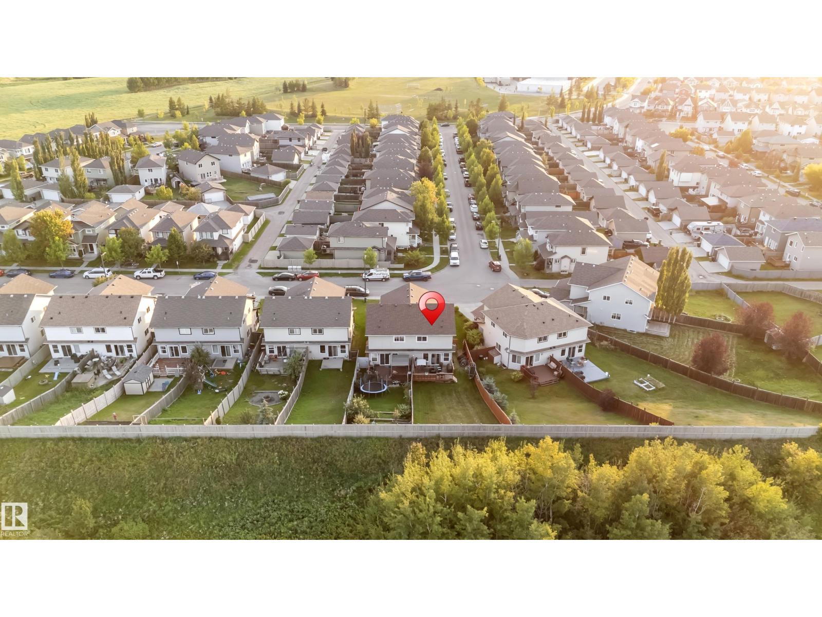 Photo 14 of 3537 11 St Nw, Edmonton AB