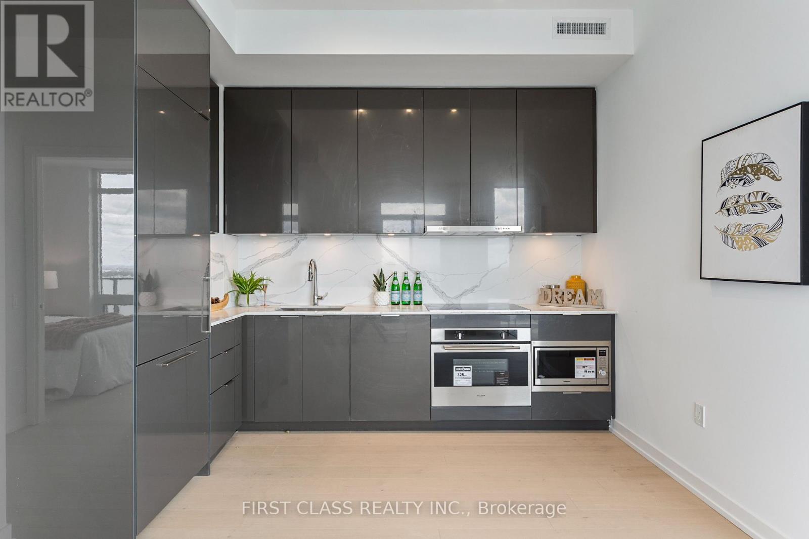 Photo 14 of S 3504 8 Olympic Garden Drive, Toronto ON