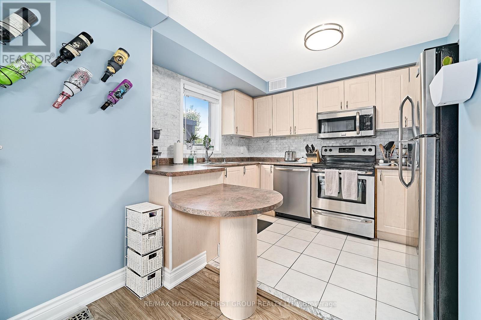Photo 15 of 1089 Tilbury Street, Oshawa ON