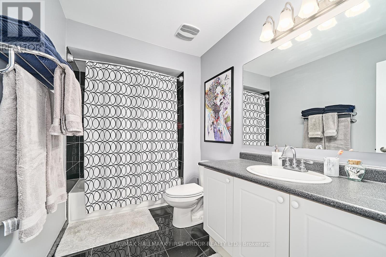 Photo 29 of 1089 Tilbury Street, Oshawa ON