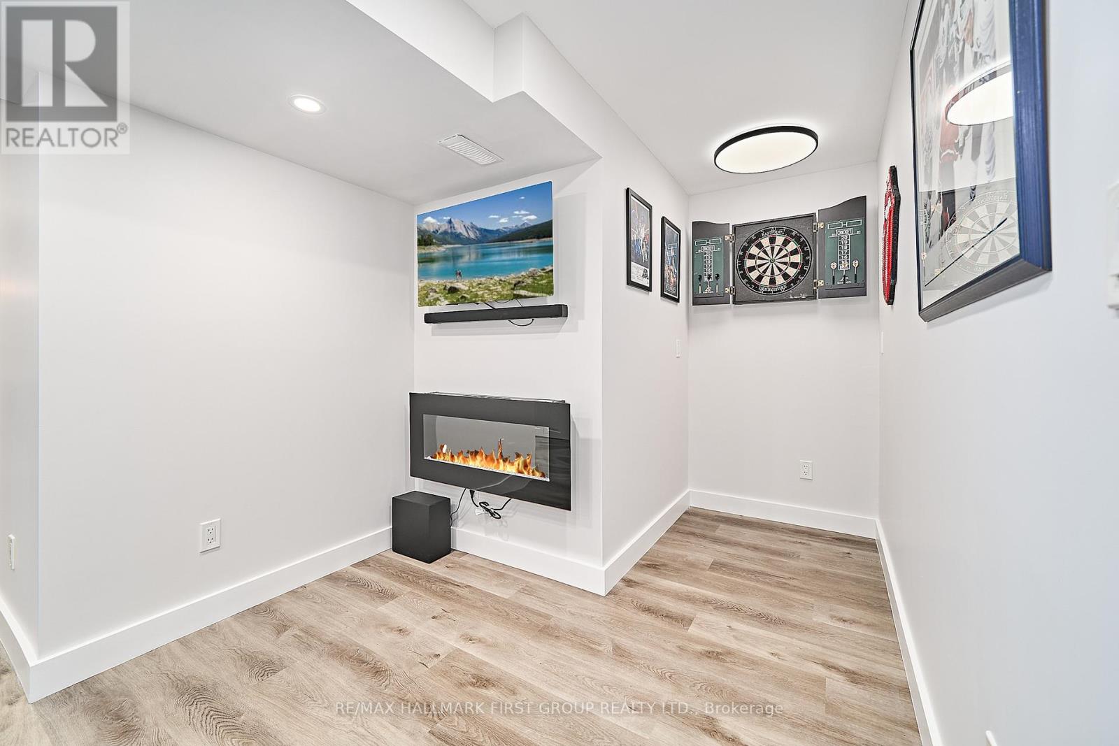 Photo 35 of 1089 Tilbury Street, Oshawa ON