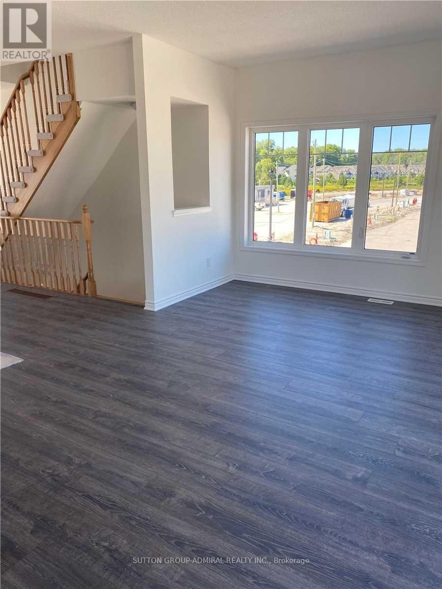 Photo 6 of 138 Village Gate Drive, Wasaga Beach ON
