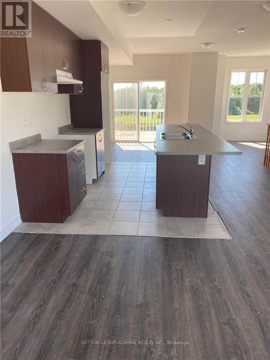 Photo 8 of 138 Village Gate Drive, Wasaga Beach ON