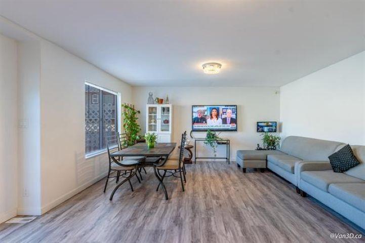 Photo 9 of 16123 86 Avenue, Surrey BC