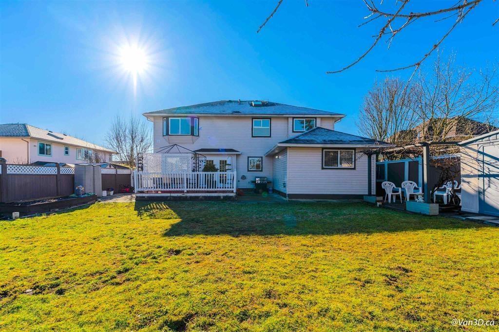 Photo 32 of 16123 86 Avenue, Surrey BC