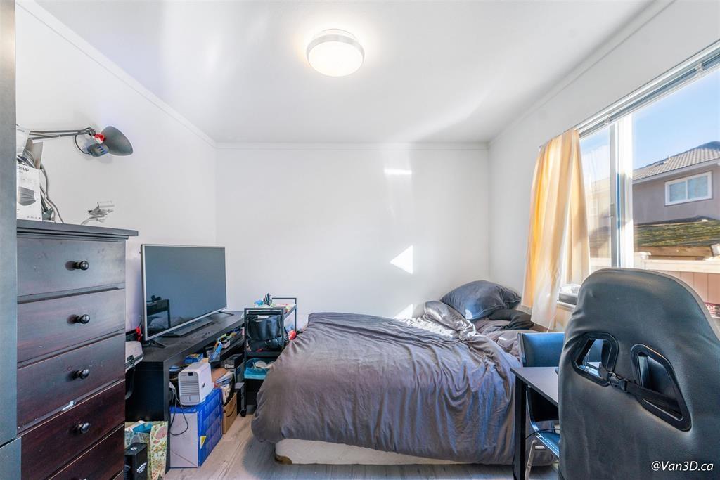 Photo 23 of 16123 86 Avenue, Surrey BC