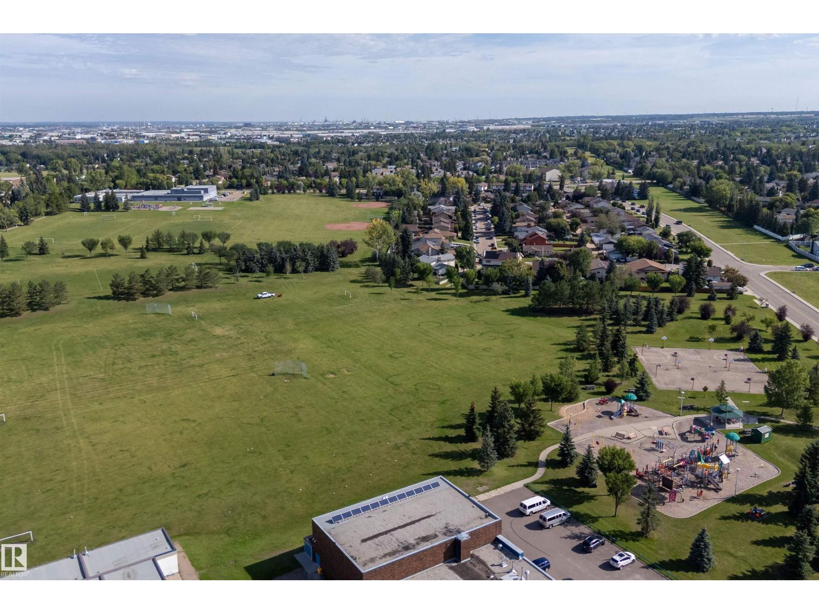 Photo 57 of 28 3520 60 St Nw, Edmonton AB