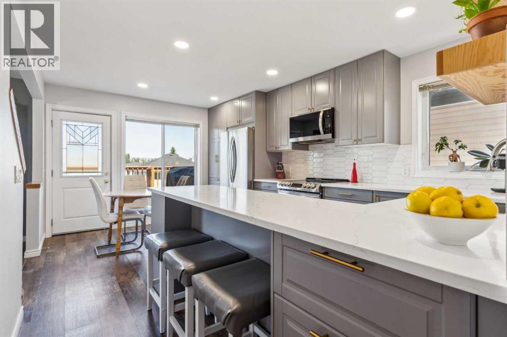 Single Family House for Sale in  Hidden Spring Close NW Hidden Valley Calgary 