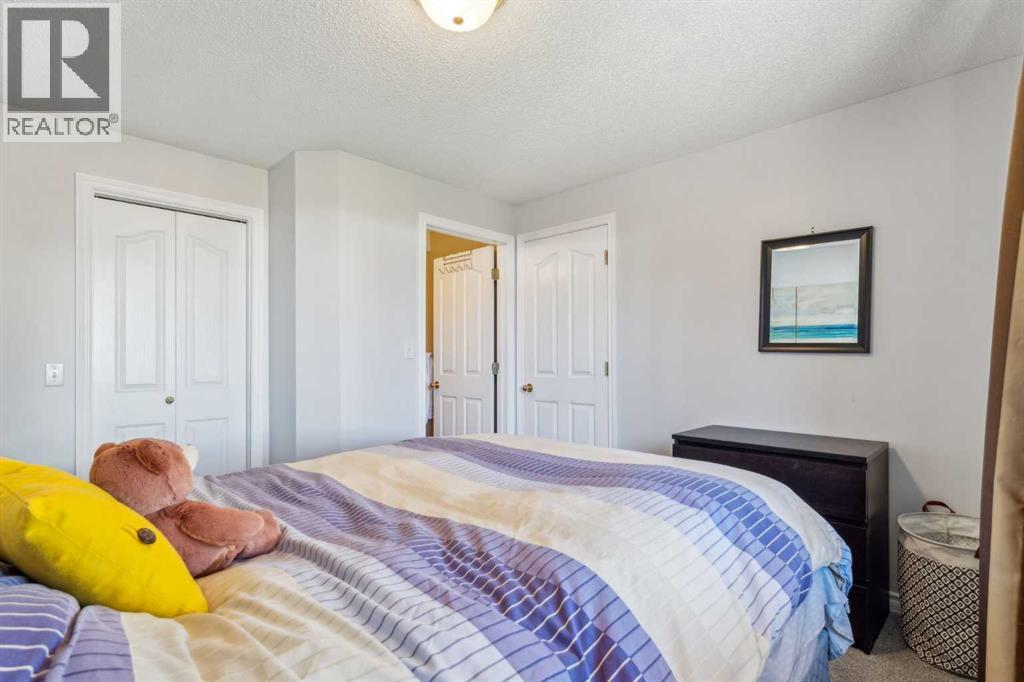Single Family House for Sale in  Hidden Spring Close NW Hidden Valley Calgary 