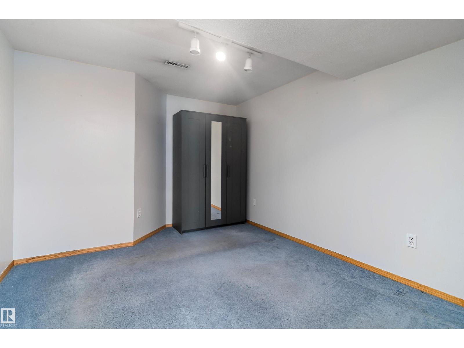Photo 51 of 28 3520 60 St Nw, Edmonton AB