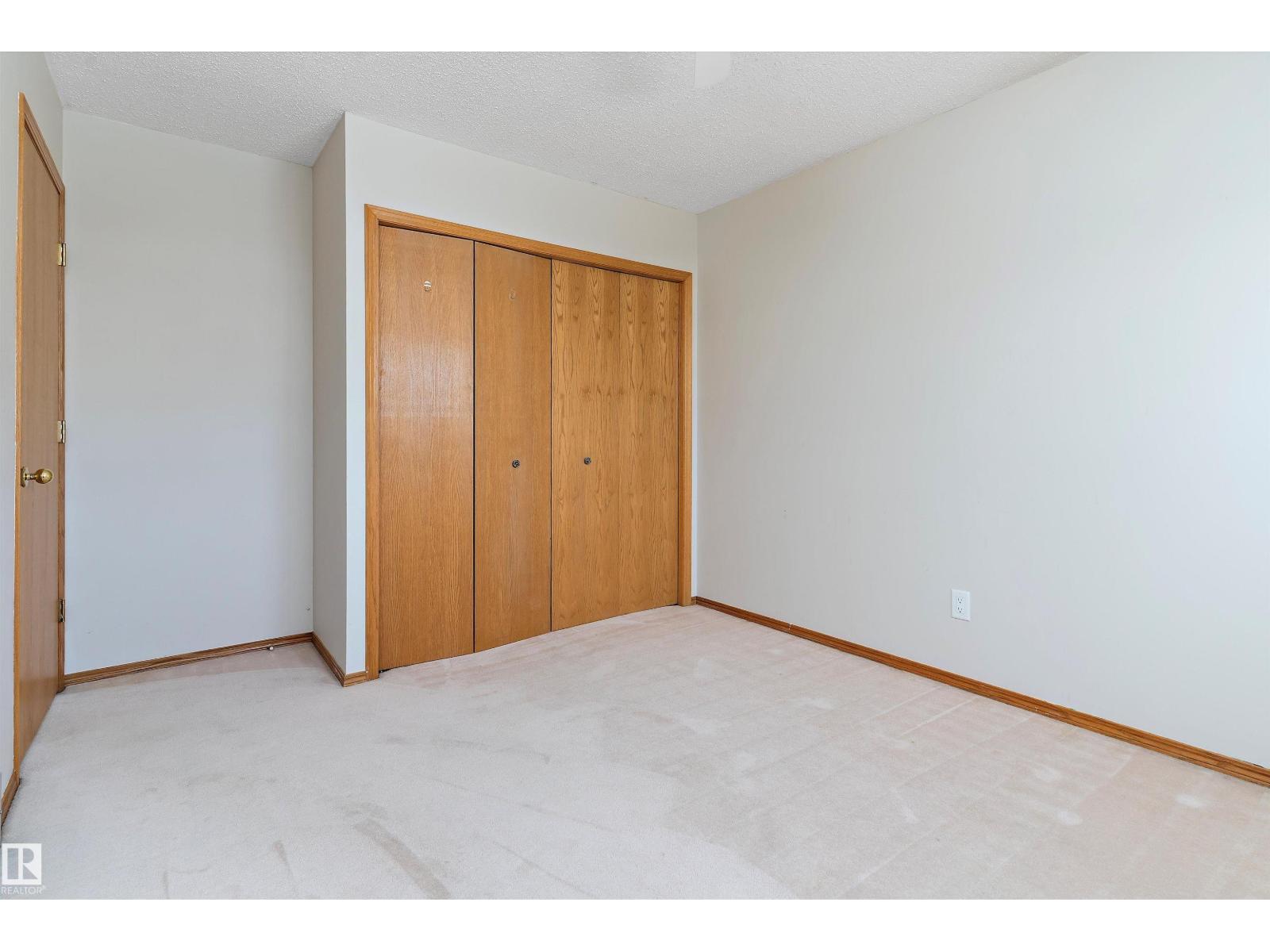 Photo 38 of 28 3520 60 St Nw, Edmonton AB