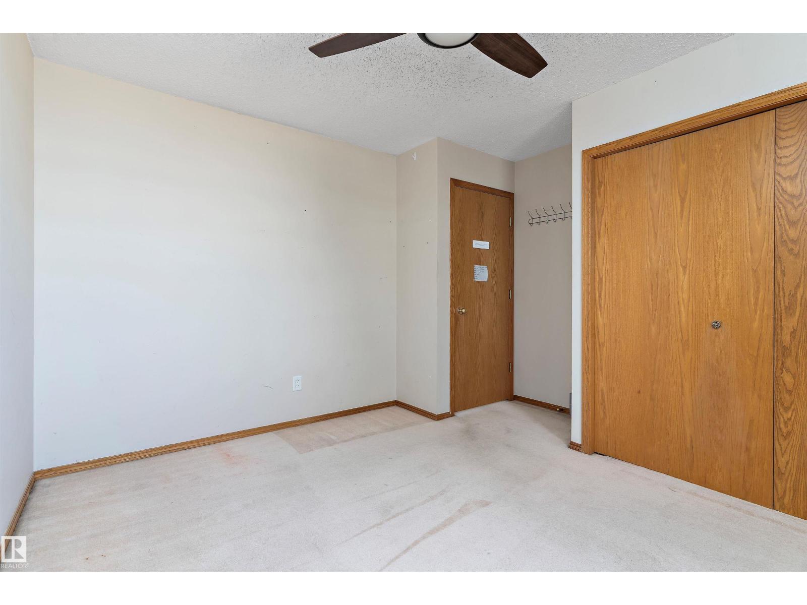 Photo 37 of 28 3520 60 St Nw, Edmonton AB