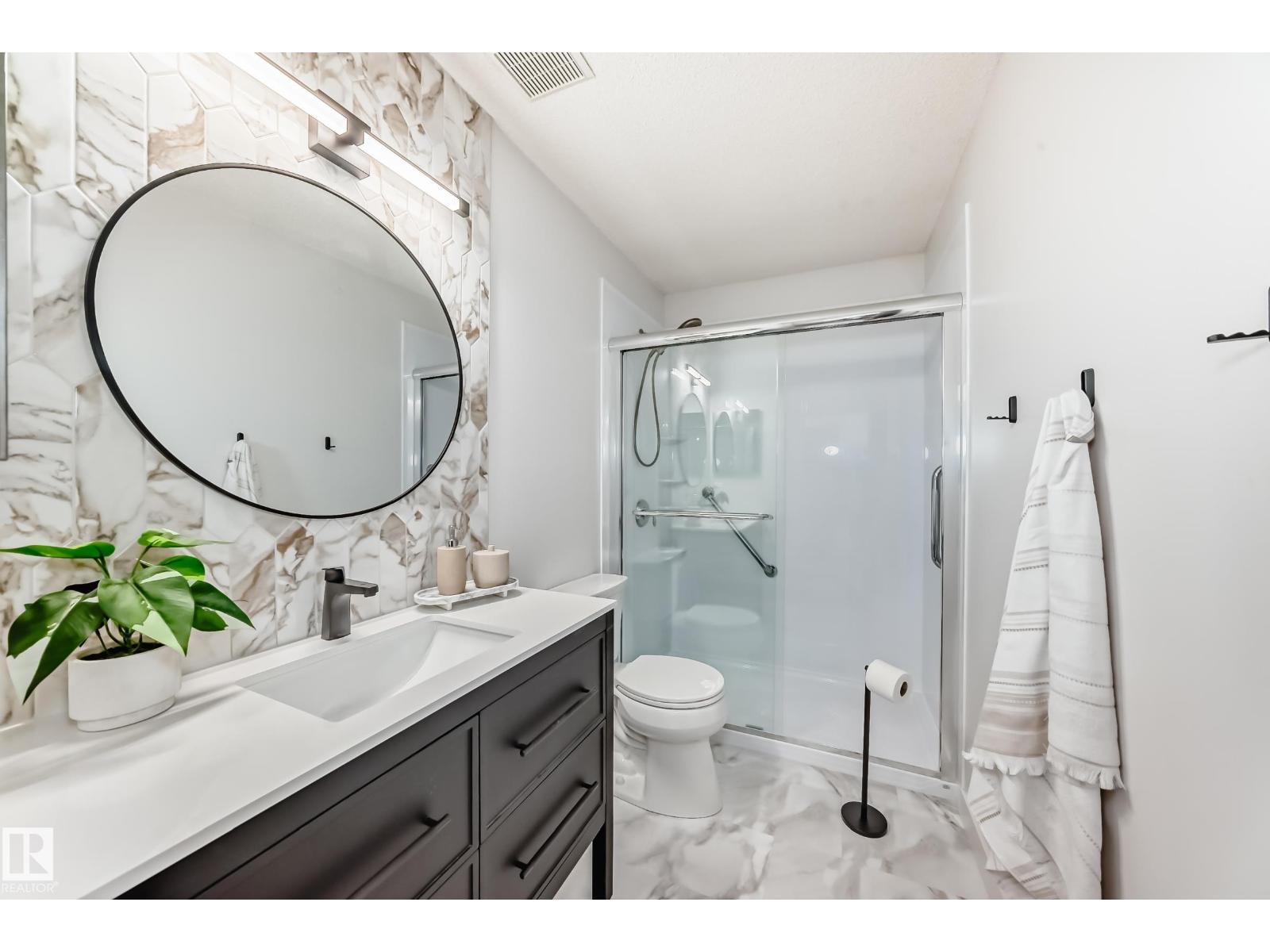 Photo 31 of 15571 59 A St Nw, Edmonton AB