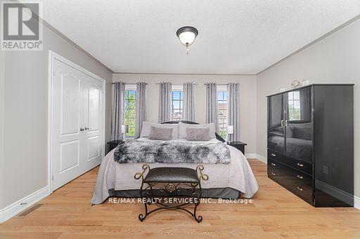 Photo 36 of 6 Hugo Road, Brampton ON
