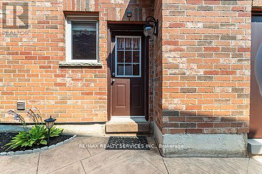 Photo 44 of 6 Hugo Road, Brampton ON