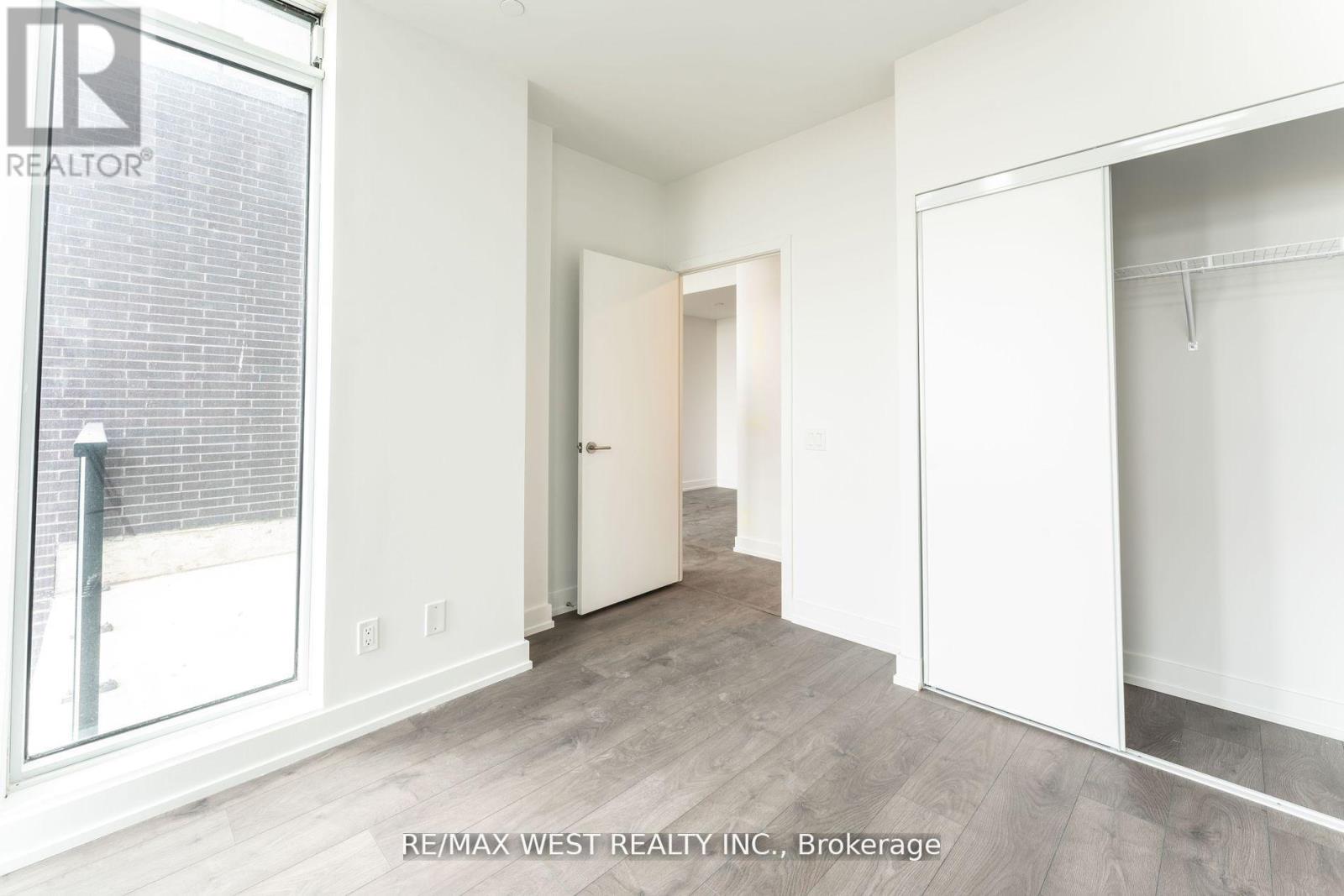 Photo 12 of 307 215 Veterans Drive, Brampton ON