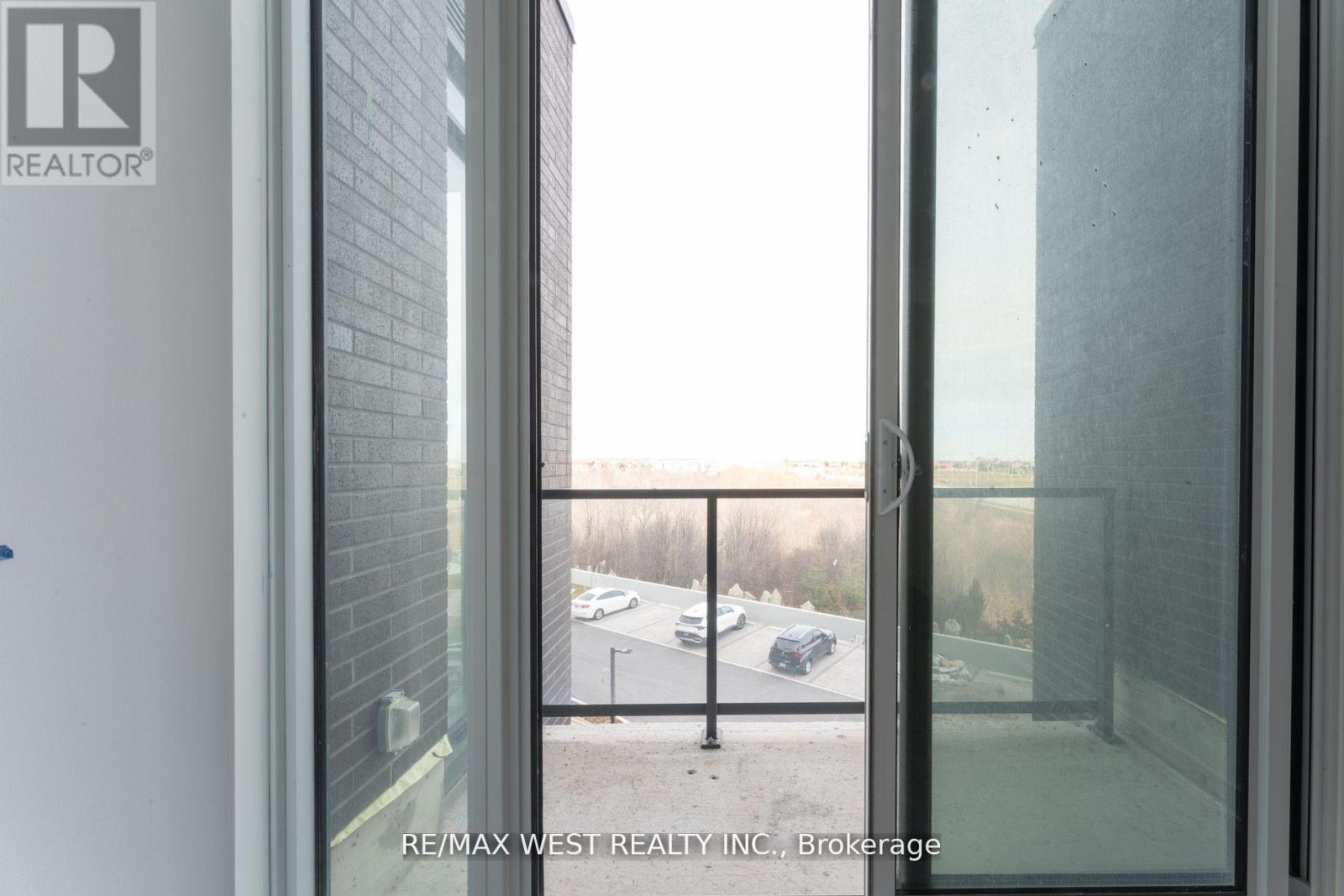Photo 14 of 307 215 Veterans Drive, Brampton ON