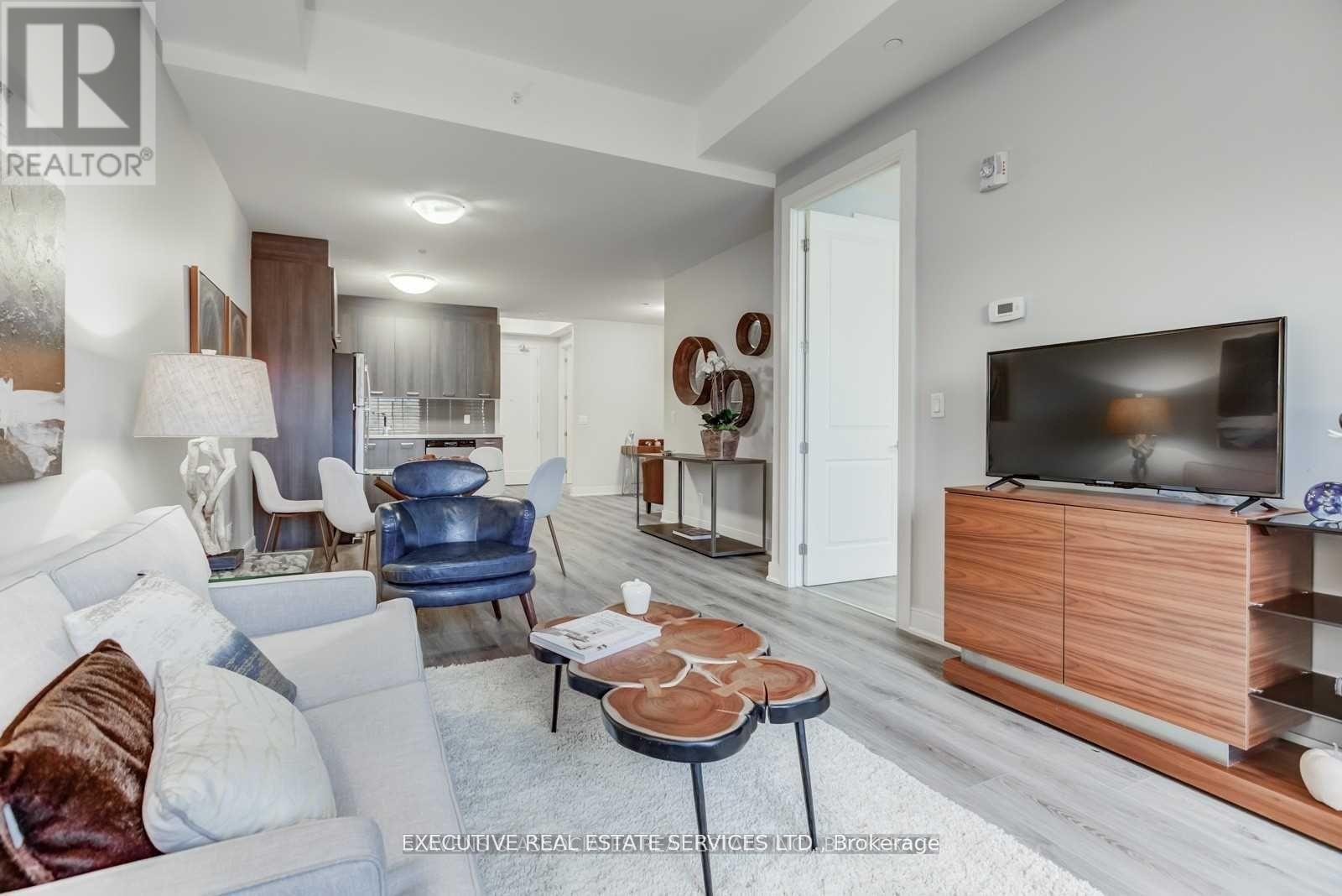 Photo 12 of 807 150 Main Street, Hamilton ON