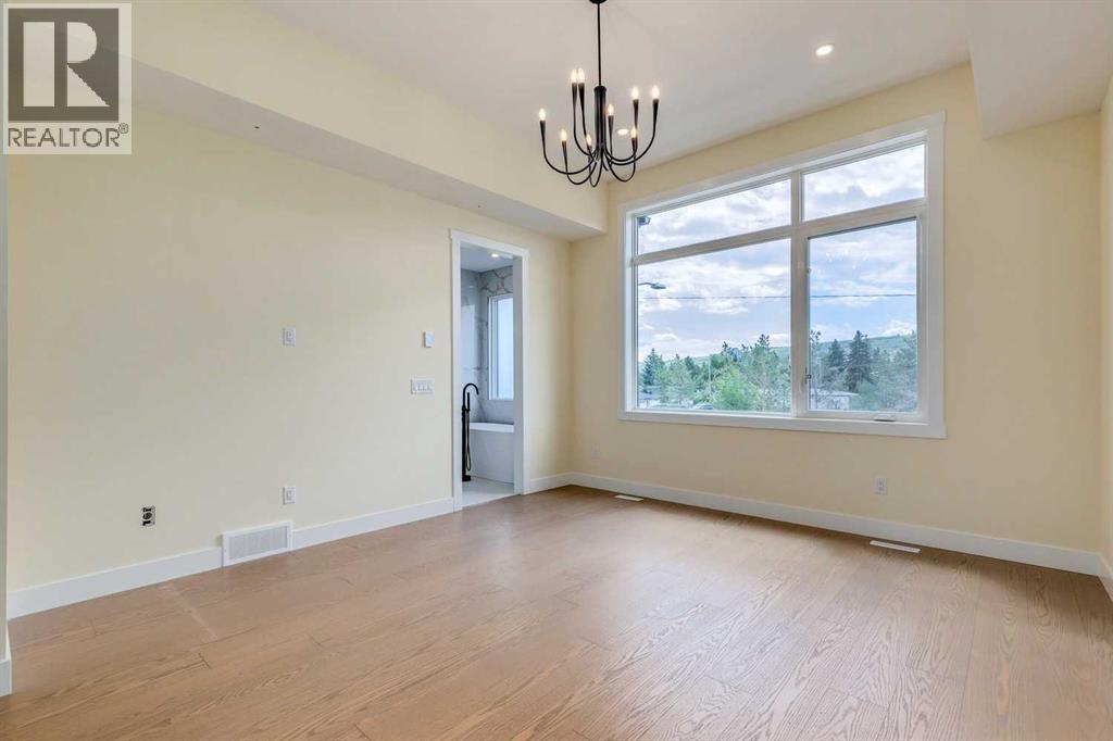 Single Family House for Sale in  Bowness Road NW Bowness Calgary 