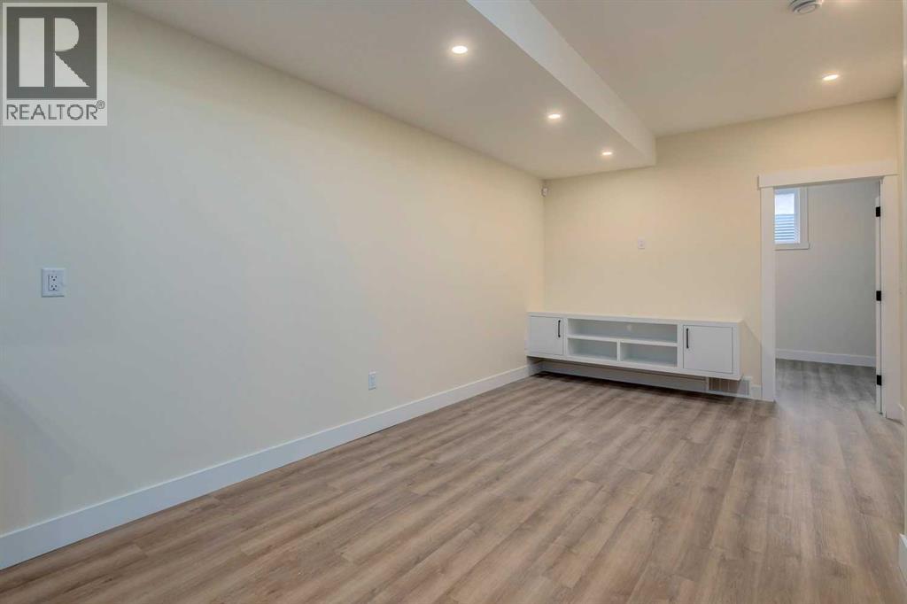 Single Family House for Sale in  Bowness Road NW Bowness Calgary 