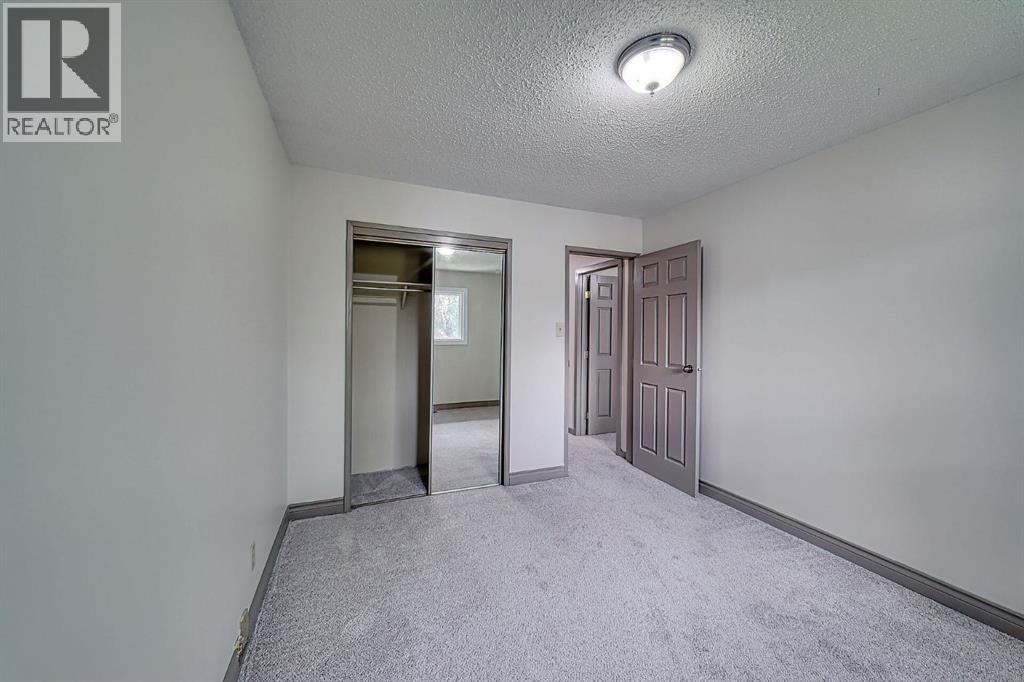 Photo 24 of 11147 Southdale Road Sw, Calgary AB