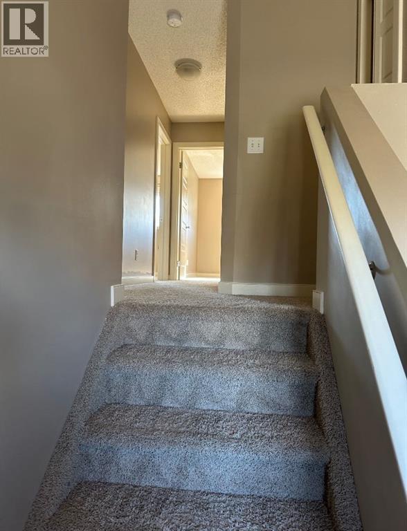 Photo 6 of 571 Panatella Boulevard Nw, Calgary AB