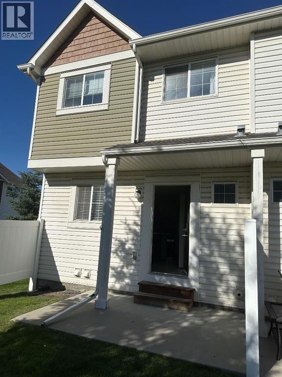 Photo 16 of 571 Panatella Boulevard Nw, Calgary AB
