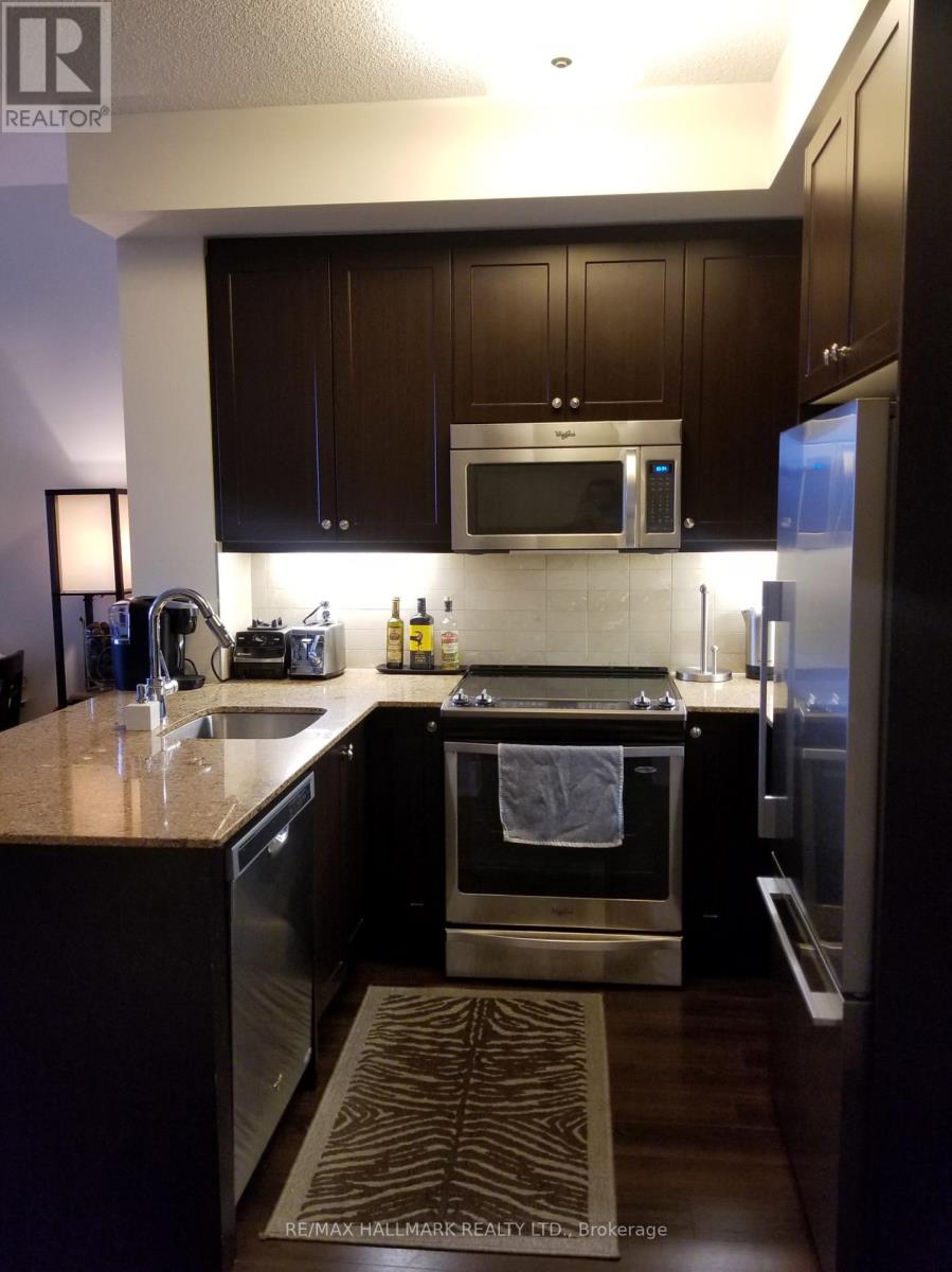 Photo 7 of 626 2 Old Mill Drive, Toronto ON