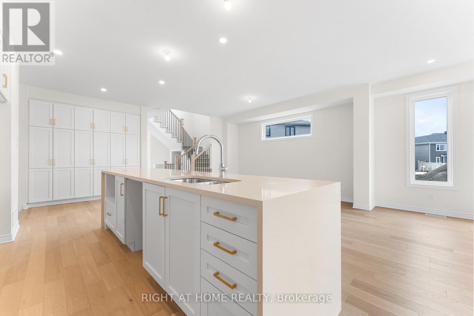 Photo 20 of 118 Lumen Place, Ottawa ON