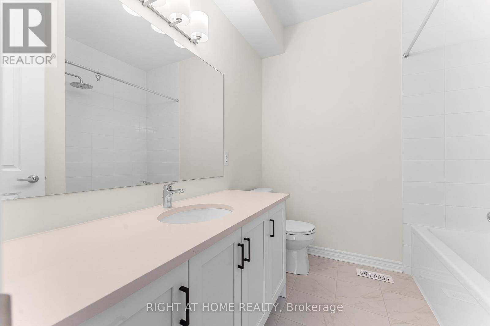 Photo 26 of 118 Lumen Place, Ottawa ON
