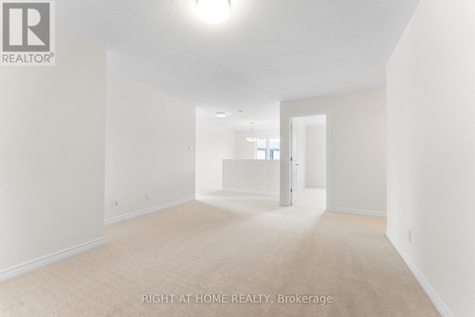 Photo 29 of 118 Lumen Place, Ottawa ON