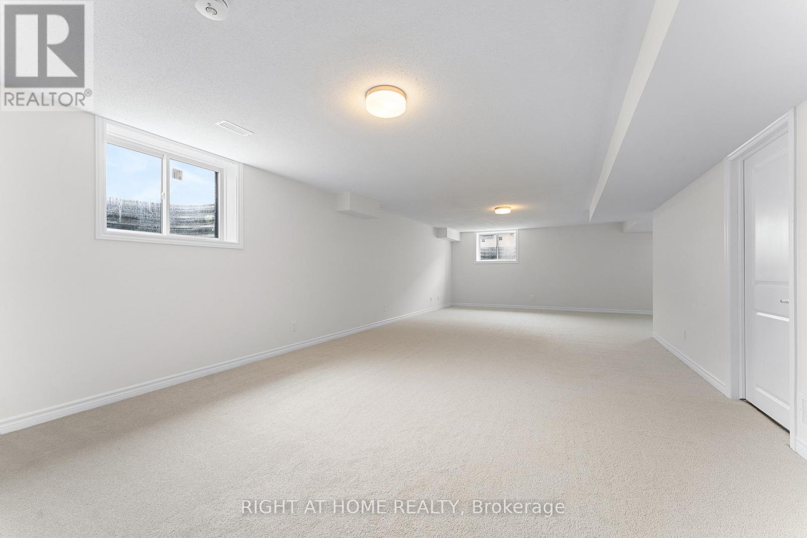 Photo 45 of 118 Lumen Place, Ottawa ON