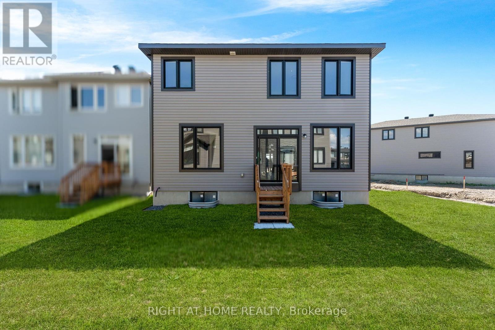 Photo 50 of 118 Lumen Place, Ottawa ON