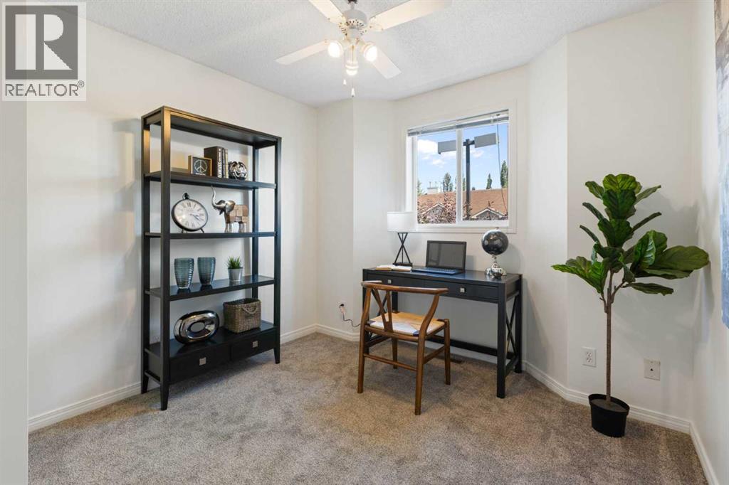 Photo 20 of 128 Douglas Glen Park Se, Calgary AB