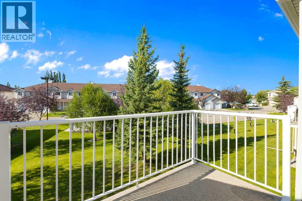 Photo 21 of 128 Douglas Glen Park Se, Calgary AB