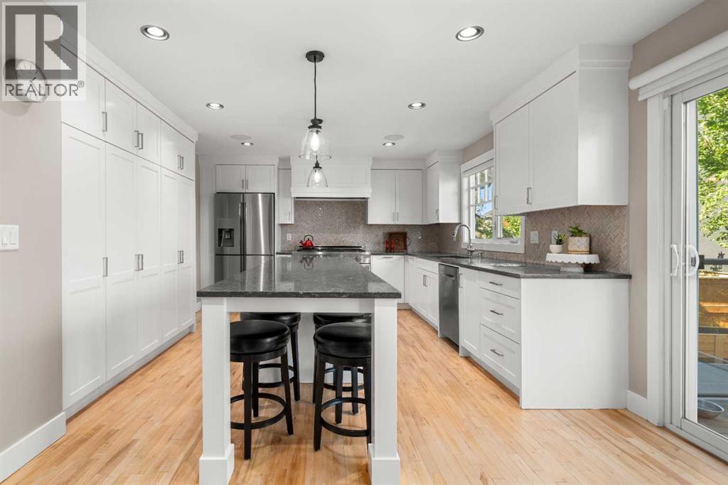 Photo 11 of 2652 14 Avenue Sw, Calgary AB