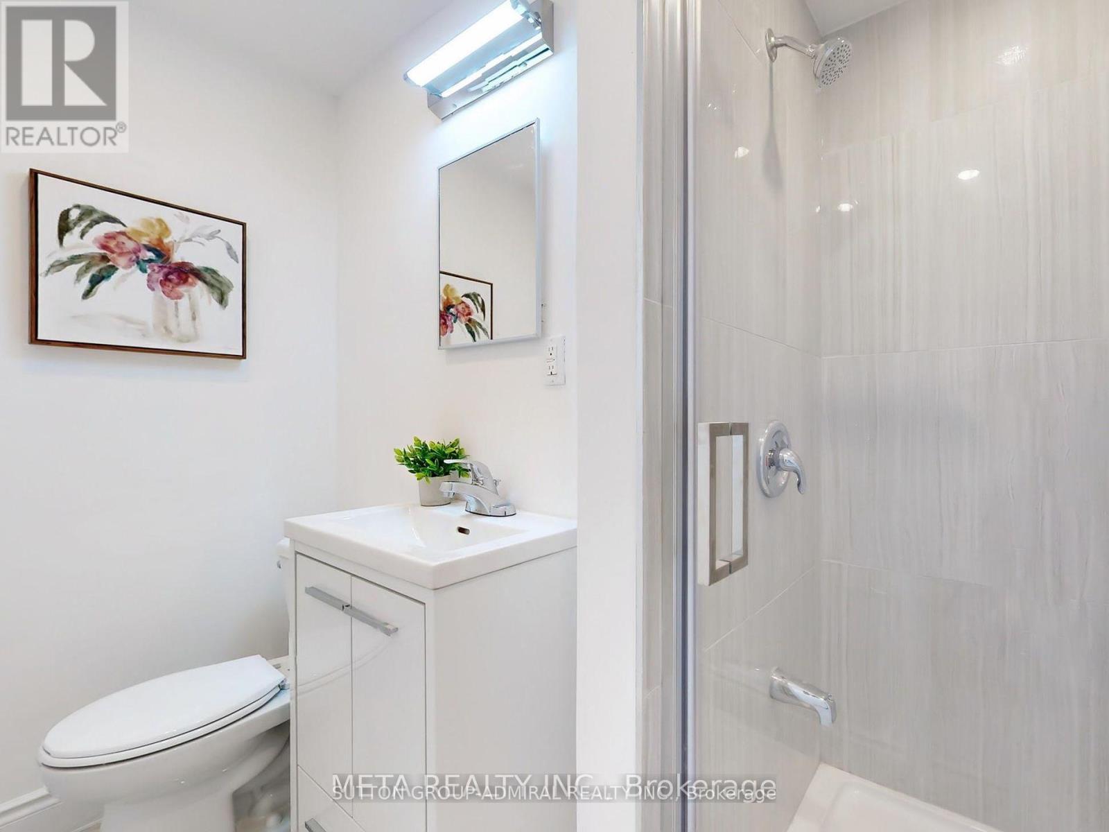 Photo 28 of 696 Jasmine Crescent, Oshawa ON