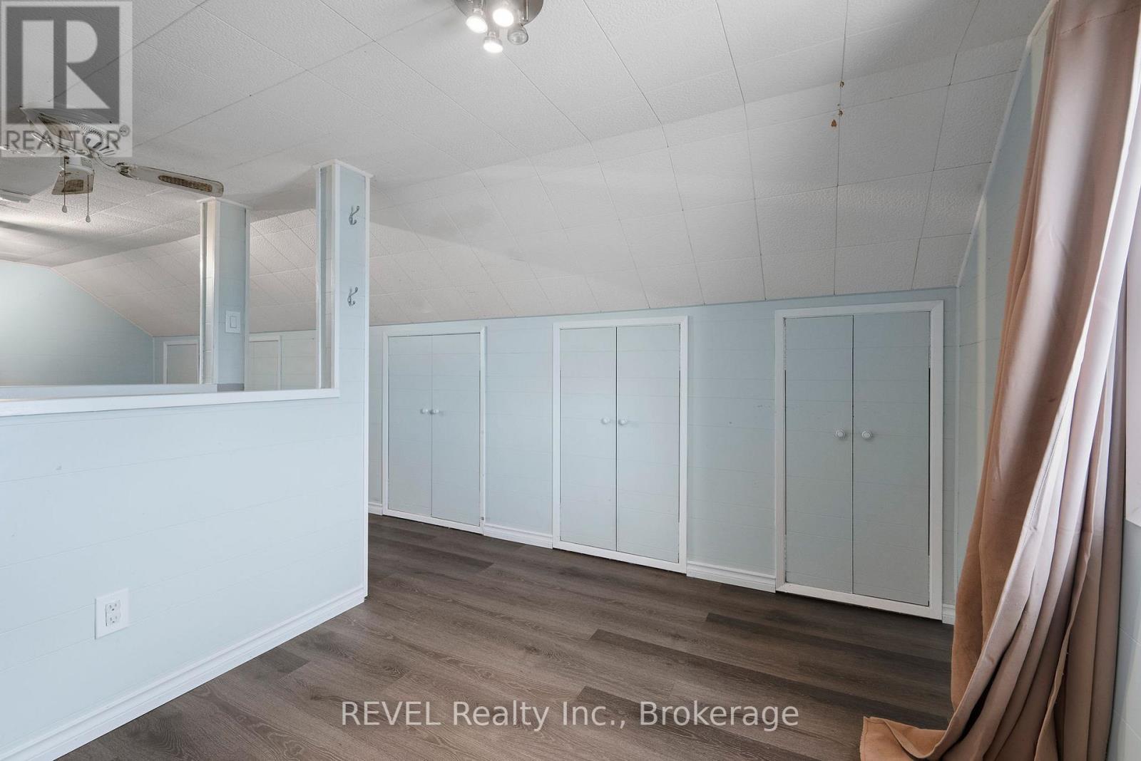 Photo 38 of 229 Morton Street, Thorold ON