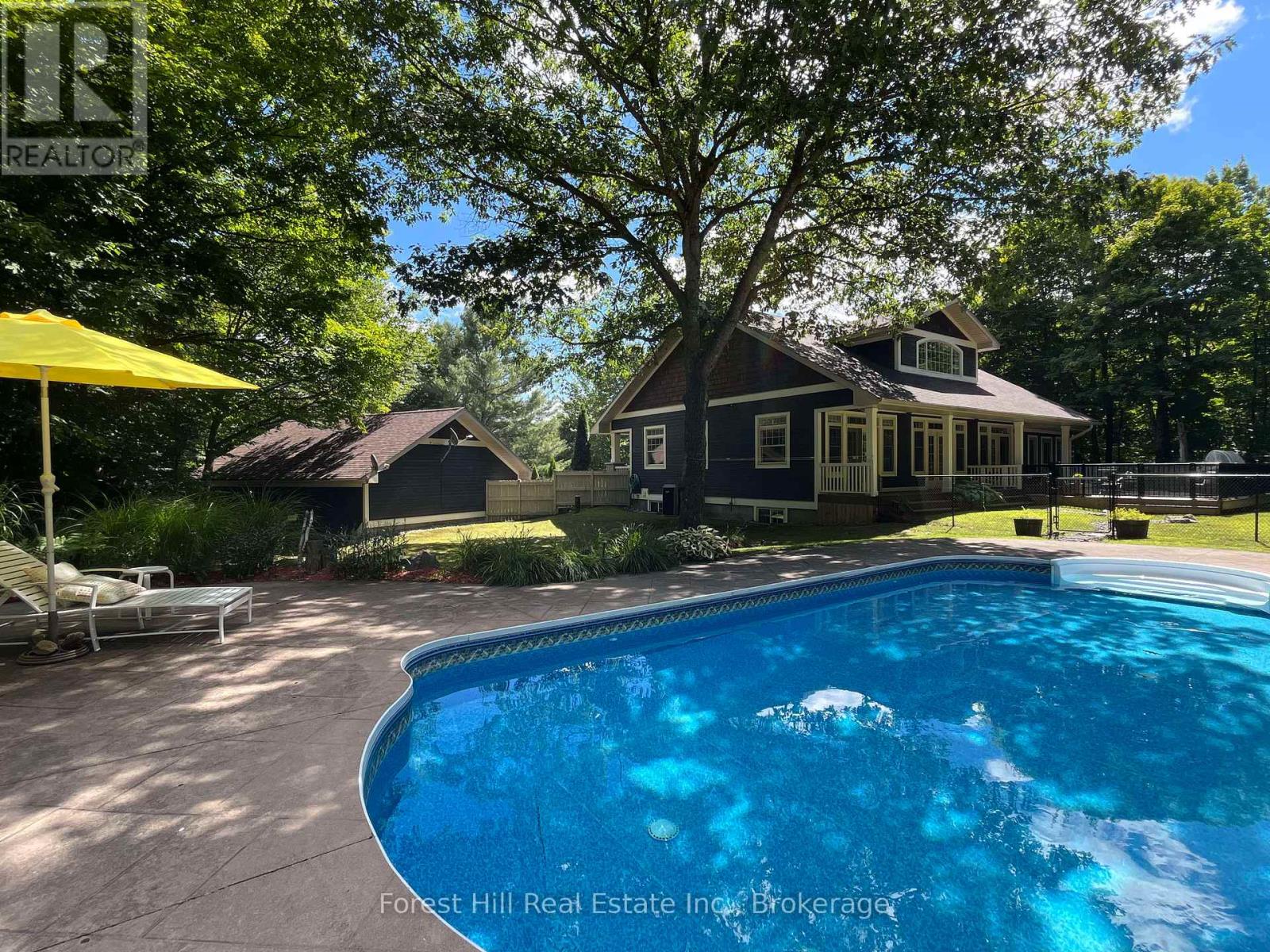 Photo 45 of 1474 Etwell Road, Huntsville ON
