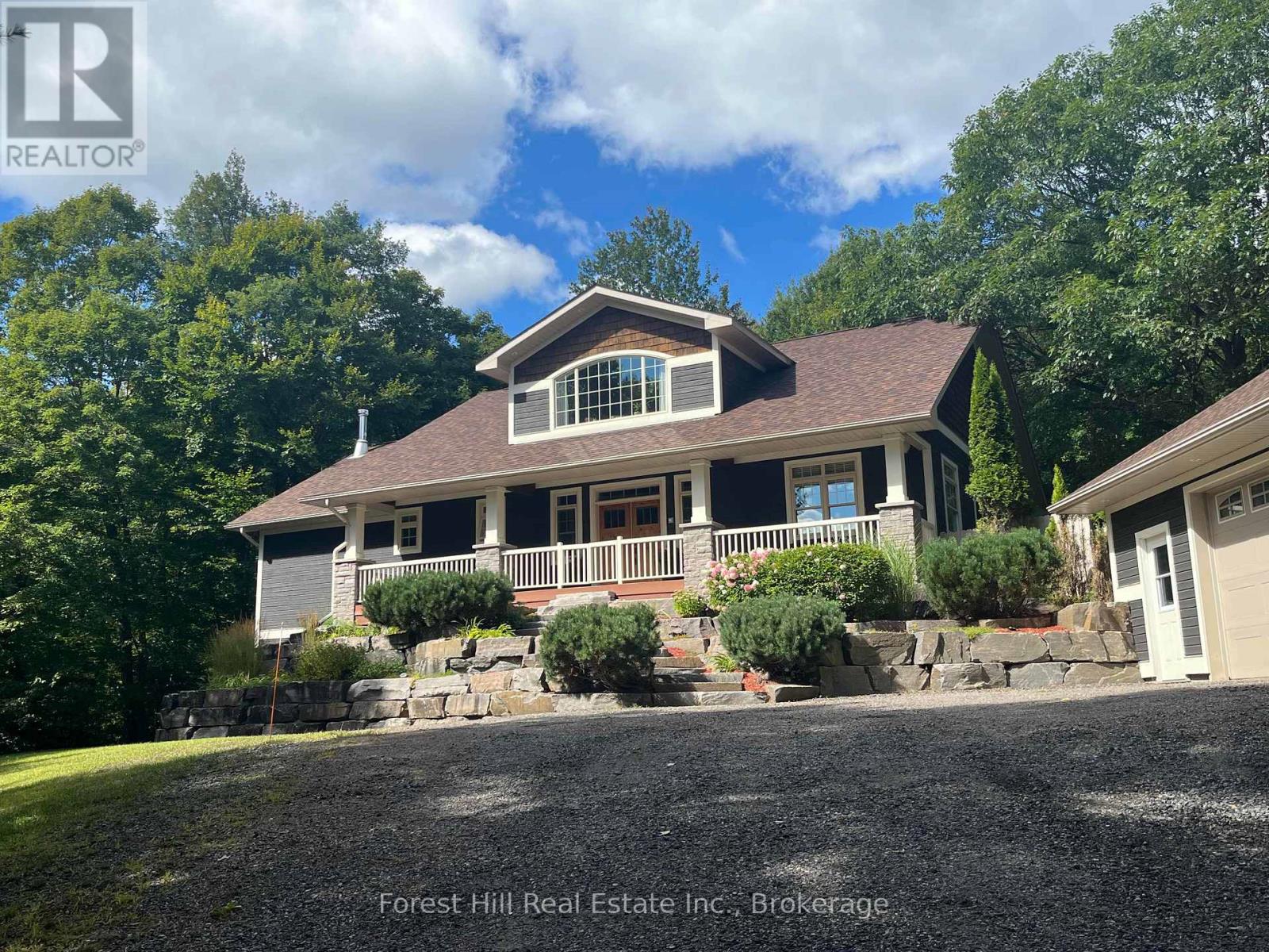 Photo 5 of 1474 Etwell Road, Huntsville ON