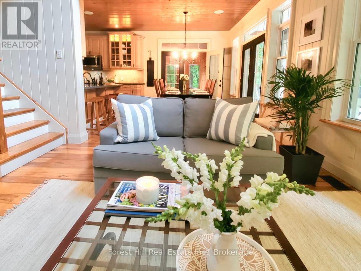 Photo 8 of 1474 Etwell Road, Huntsville ON