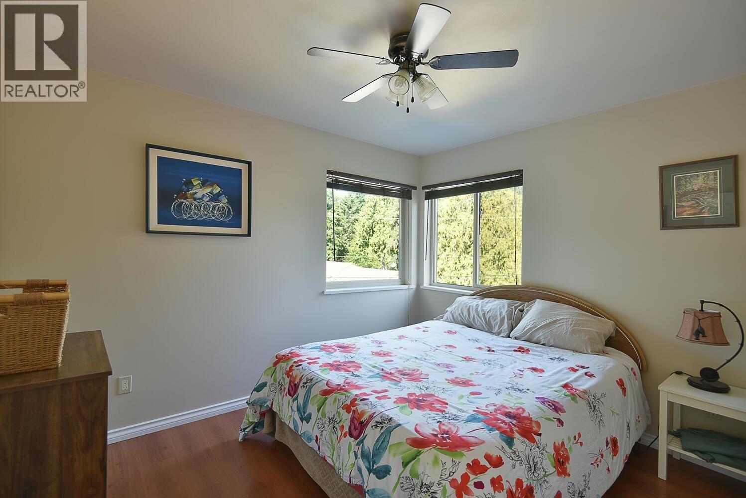 12886 LAGOON ROAD, Madeira Park