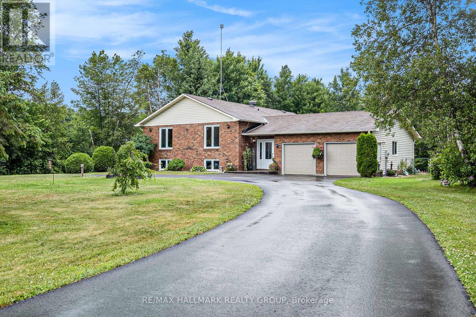 Photo 1 of 65 Beaver Lane, The Nation ON