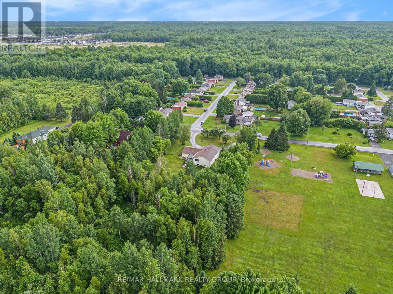 Photo 34 of 65 Beaver Lane, The Nation ON