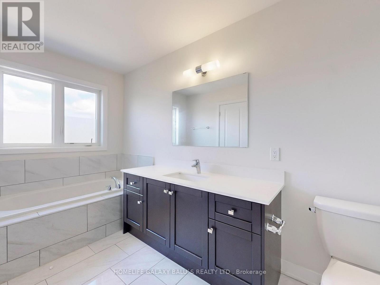 Photo 22 of 90 Donald Fleming Way, Whitby ON